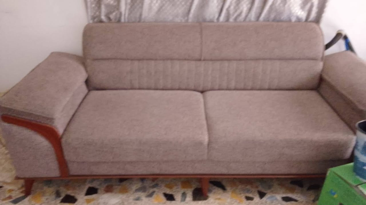 السلام عليكم تخم مستعمل قليل مابي اي شي نظيف 550 عنواني الاعظميه ***********
