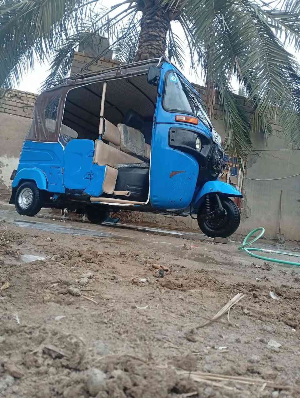 سلام عليكم تكتك للبيع موديل 2022رقم وسنويه تكتك نضيفه خير من الله اتصل ودلل ***********
