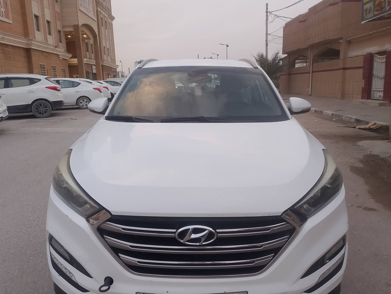 سلام عليكم توسان 2018 كاصد رقم بغداد بسمي
مواصفات الخليجي معروفه 
تحكم استيرن جهتين 
نضامين قياده 
ايكو
سبورت
جام اوتو
حساسات 
كامره
لد نهاري
بروجكترات ضبابيه 
كروس مثبت سرعه 
محرك 2000 دوش 
كشنات بيجي 
بك لايت LED
سياره جديده وحلوه 
بيه تبديل قبق صندوق فقط بارد بل باب الخلفي باقي مكفول 
مكان النجف 
الرقم للأستفسار ***********
