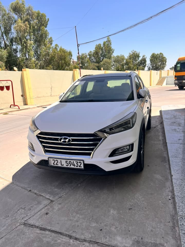 � للبيع توكسن 2020 — نظافة ومواصفات مميزة 🔥
🚘  توكسن 2020
✅ رقم أربيل الجديد
✅ ماشية فقط 39 ألف كم
✅ كابون بانزين
✅ بانوراما
✅ بصمة تشغيل ودخول
✅ كشنات كهرباء
✅ شاشة أصلية
✅ كاميرا 360
✅ حساسات أمامية وخلفية
✅ لايت زينون + 5 عدسات
✅ يدات نيكل

✨ السيارة بحالة الوكالة، استخدام شخصي ونظافة عالية جداً.
✨ جاهزة للفحص بأي مكان وتستحق المشاهدة.

📞 
 ، التواصل على الرقم ***********
