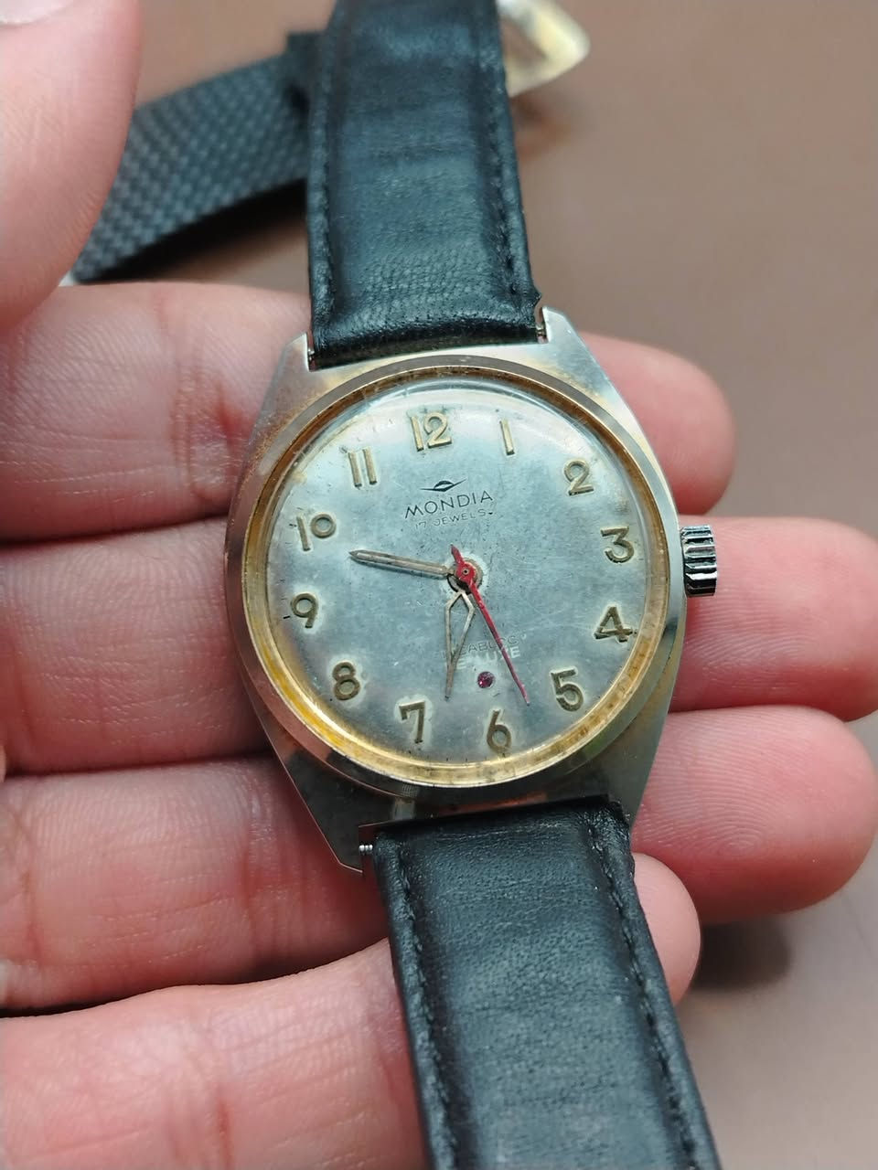 ساعات نصب تكويك وأوتوماتيك أصلي فقط
كل قطعة وسعرها السعر خاص لطفا..


**إذا كنت صاحب هذا الإعلان وتريد حذفه لأي سبب، رجاءا أرسل رسالة إلى الدعم الفني**