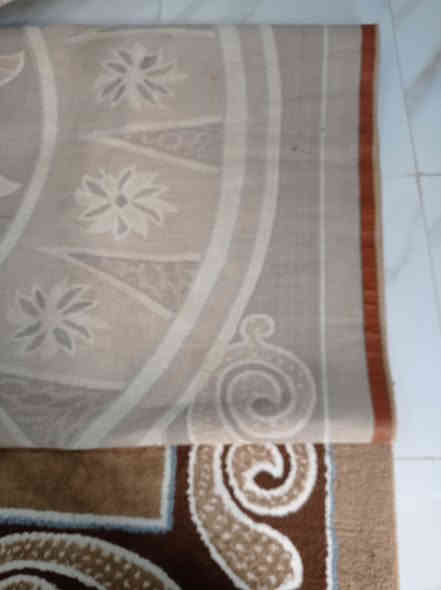 سلام عليكم فرشه اللبيع طول ٤ ولعرض٣ سعر ٣٠ الف الشراي يتصل على الرقم أو واتساب ***********
