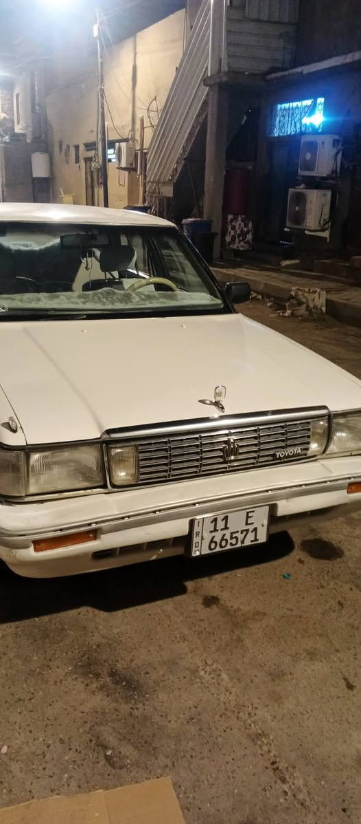 السلام عليكم سياره سيدان رقم بغداد بااسمي موديل 90 تحويل ثاني يوم سعرها 50وبيهاا مجال أو مراوس مكان البصره رجاً المو شراي لاايتصل رقم ***********
