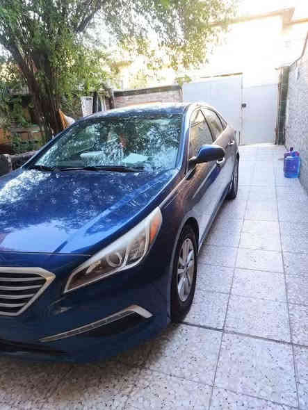 السلام عليكم 
سوناتا ٢٠١٥ 
وارد أميركي 
رقم بغداد 
محرك ٢٤٠٠
الضرر جاملغ وشويه من الباب الخلفي صفحه الساىق
 مكفوله كير و محرك ومن الضربه ماعدا حادث الوارد السياره على أيدي اني استوردتها وخير من الله 
تاثيرات جديده 
تبريد ثلج 
السعر 115$ وبيها مجال 
للاستفسار ***********
