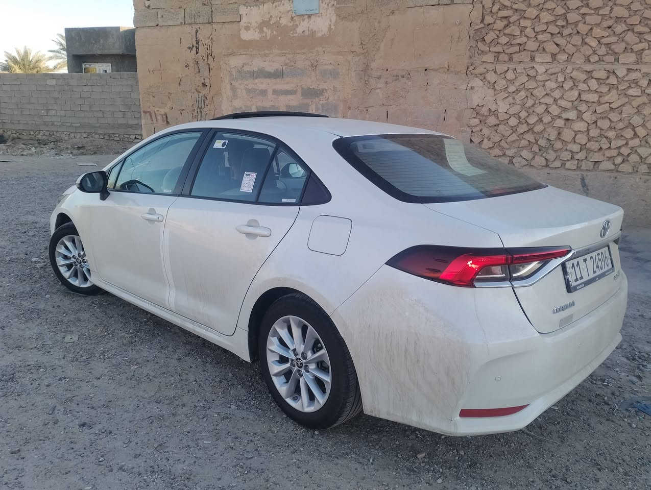 السلام عليكم  بيع كورولا خليجي رغم بغداد باسمي ساز باب اول فول مواصفات تخون تاير صدر كله جديد ماشيه 90 السعر 145 وبيها مجال مكان السياره الانبار رمادي ***********
