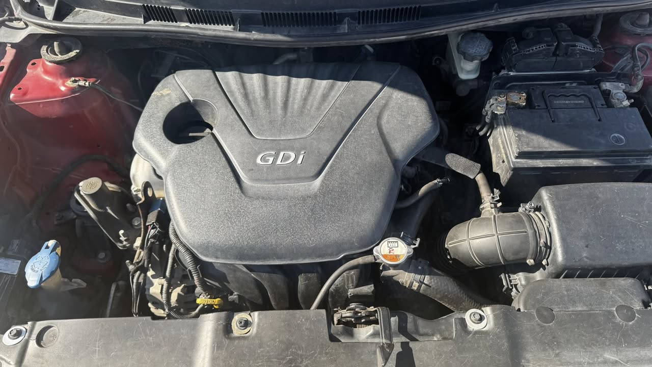 هونداي اكسنت موديل 2014 امريكي
كير ومحرك وتبريد وتدفىة مكفول تخم تاير لايت زنون سستم صوت 
سيارة جاهزة فقط الصدر نص عمر 
هيىة وغرامات مصفرة وباسمي
السعر 85 وبيهة مجال 
مكاني بغداد حي الجهاد ***********
والسونار مرفق بالصور
