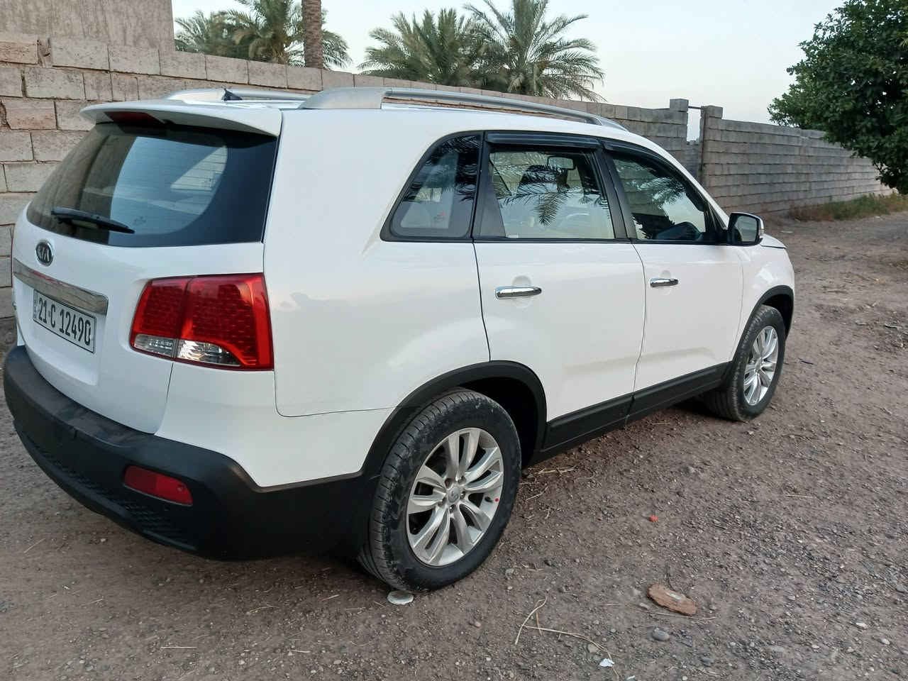 سورنتو للبيع موديل 2012فول مواصفات 4سرندل  وارد خليجي بيهه قطعتين تبديل بيع مستعجل للاستفسار لاتصال علئ الرقم ***********السعر 132وبيهه مجال
