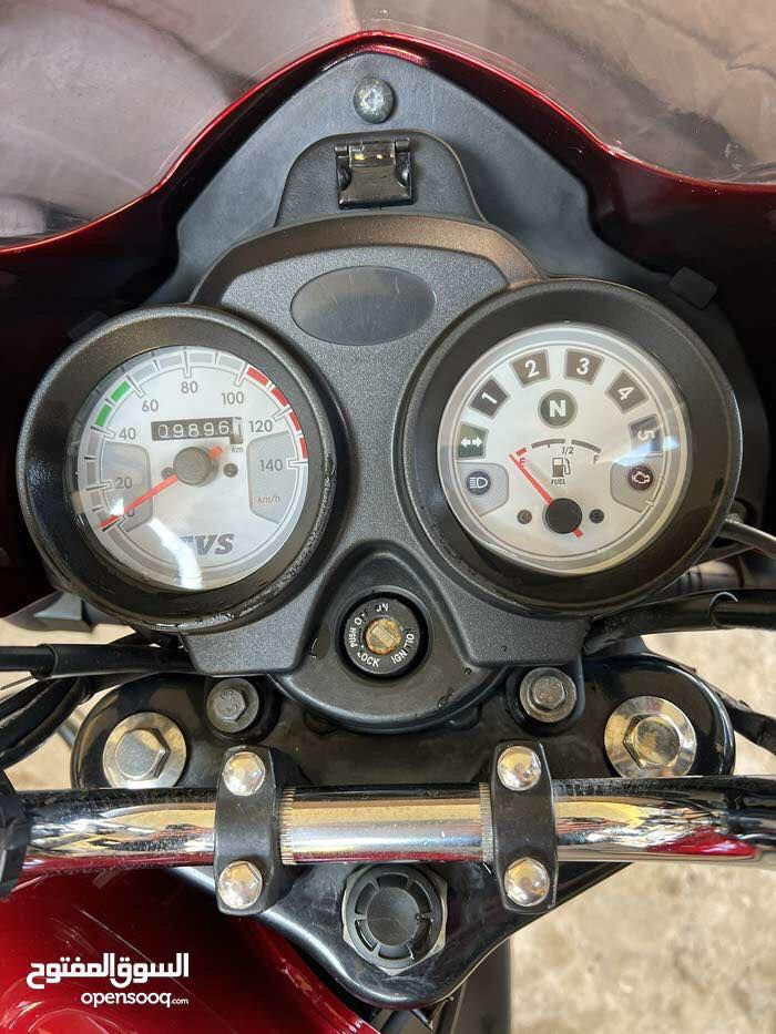 السلام عليكم دراجه هندي TVS  خمسه كير رقم وسنويه ارقام أنكليزي راعيه يريد تحويل مديل 2021 الدراجه حيل نضيفه كل 15 يوم ابدل دهن امزويل الدراجه مكينه خرسه ما ينسمعله صوت كلشي شغال بيه كفاله من الطول للطول السعر (مليونين ) وبيه مجال حك جيتك والشراي بخدمته والموشراي لا يكسر بسعره مكاني التنومه رقم الهاتف 
***********
