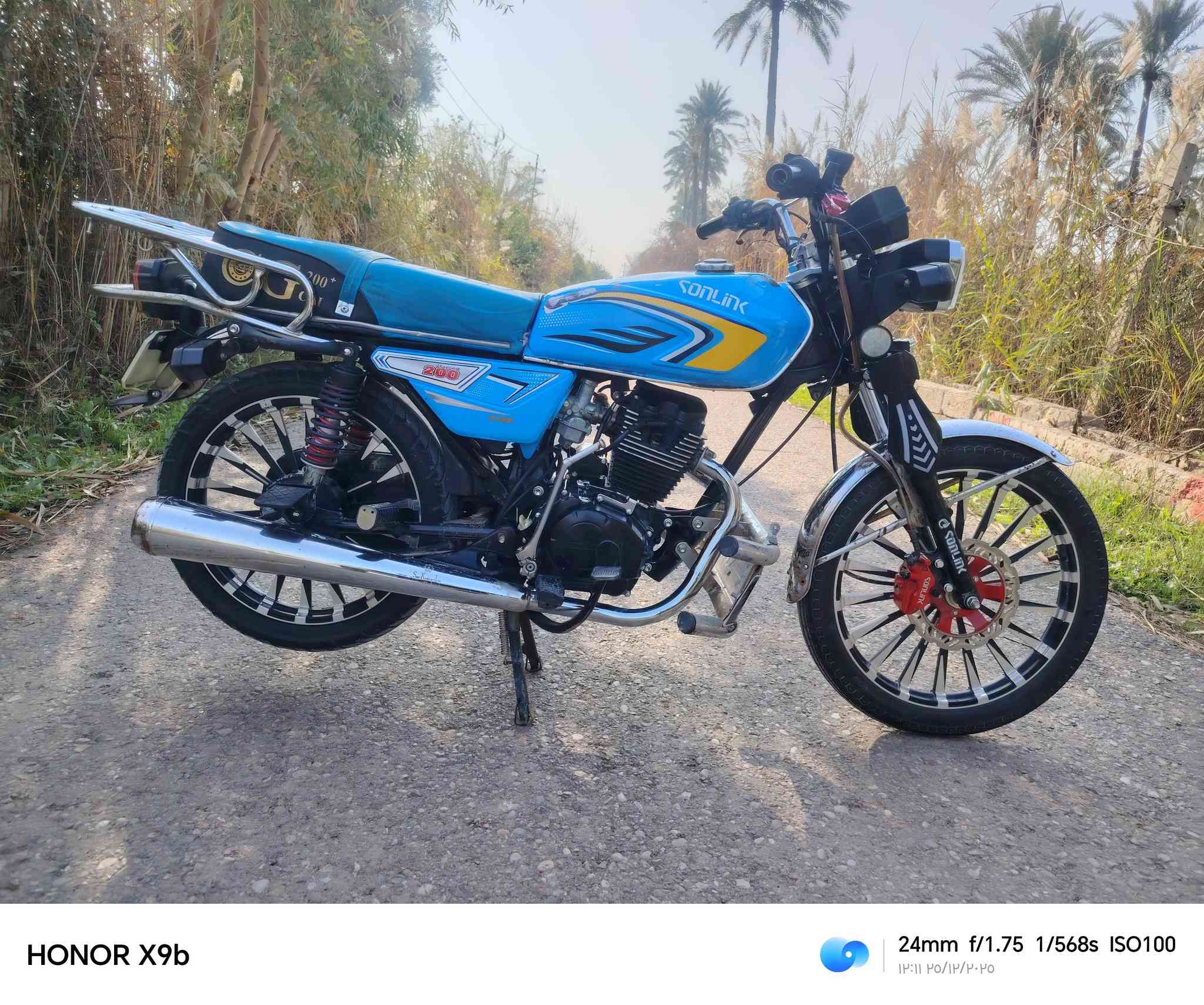 اقرا المنشور يلا اتصل او تراسل
سلام عليكم           عليكم السلام 
عندك دراجه للبيع.         نعم سيفان سولنك
ياموديل                          موديل 2024 شكل 2025
شبيه مابيه نواقص.           كفاله عامه 
اوراق موجوده.                   نعم موجوده ((6)) اوراق شرط ترقيم
وين مكانك                         ديالى الخالص سعديه الشط 
بيش رايده                           تعال خاص وتدلل او اتصل
دزلي رقمك.                        ***********
 الدراجه كفاله عامه المو شراي لايتعبني ولا اتعبا
