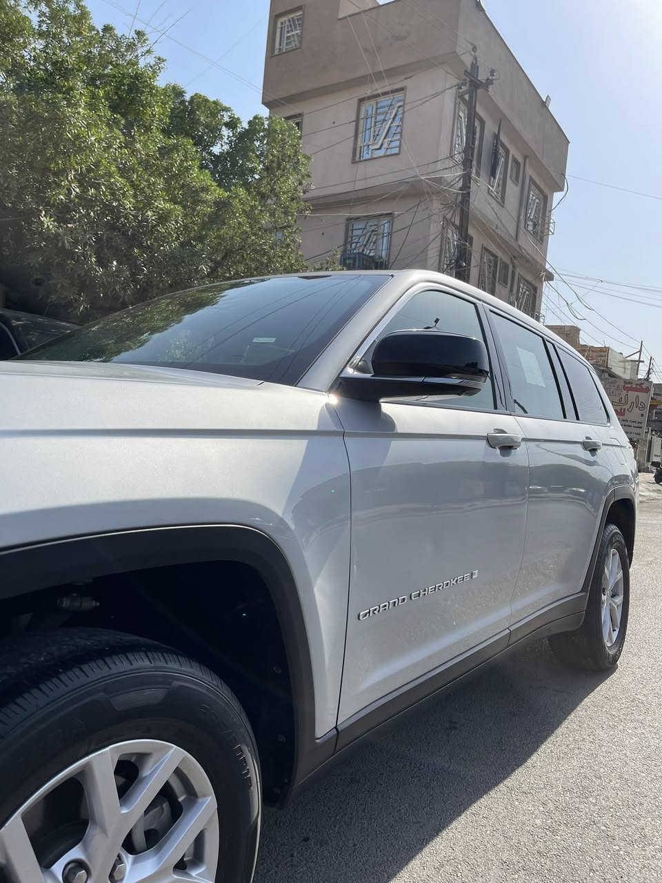 💲جيب لاريدو 2022

 💲سبعه راكب

💲ماشيه46 ميل

وارد امريكي فقط جاملغ على بارد 

💲رقم بغداد

6 سلندر 3600 

سايد بريك بصمه

قياده ذاتيه 

نقاط عمياء 

شفتات ستيرن

توقف ذاتي امامي وخلفي

دخول ذكي

مانع تصادم

تبريد ٣ قطع

تشغيل عن بعد 

بصمه

اندويد اوتو كار بلاي

وبعد مواصفات اللاريدو المعروفه

سعر    33$ الف وبيها مجال

  او مراوس حسب القناعه

مكان السيارة بغداد حي البنوك

الاستفسار ***********
