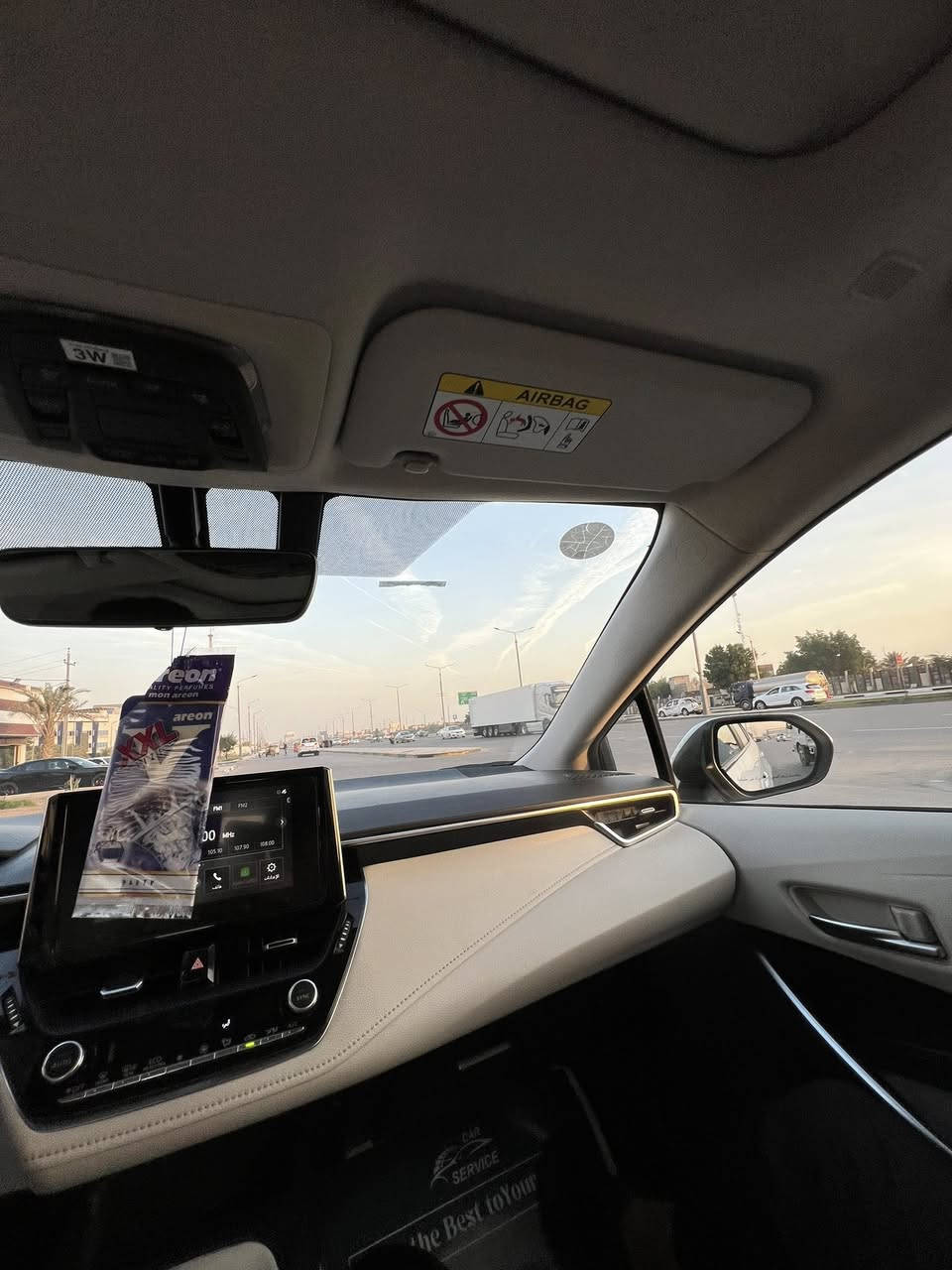 اسلام عليكم كورلا للبيع مديل 2023 السياره ساز اصل كفاله عامه السياره ماشيه 38 السياره حلوه ونضيفه مال جناي ما متعوبه جديده بمعنه الكلمه بعدهي بجده الشركه رقم اربيل تريد تحويل او وكاله بل يعجب المشتري العنوان البصره  الاستفسار ***********
