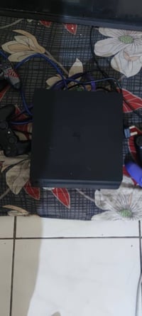 بلي فور • بلايستيشن 4 • PS4 سلم • PS4 مهكر • جهاز العاب • يو بي اس • ي...