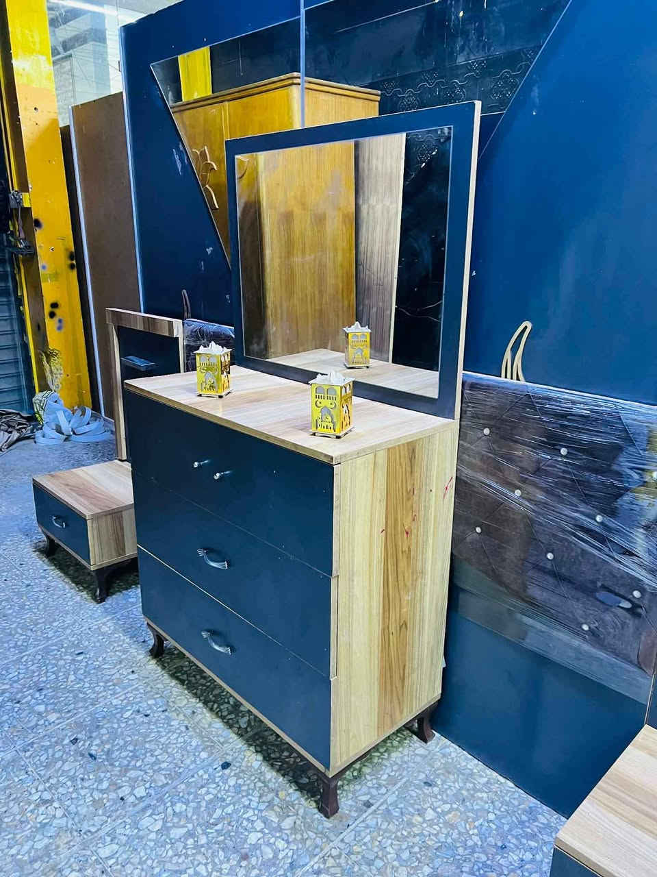 غرفة نوم مستعملة🇹🇷
 نضافة90 ٪💯
عدد القطع / 5
نضام / أسلايت 💢
سعرها /350💸
شد ونقل داخل بغداد مجاني🚛
يوجود توصيل محافضات 🚛 Colombo, Sri Lanka


**إذا كنت صاحب هذا الإعلان وتريد حذفه لأي سبب، رجاءا أرسل رسالة إلى الدعم الفني**