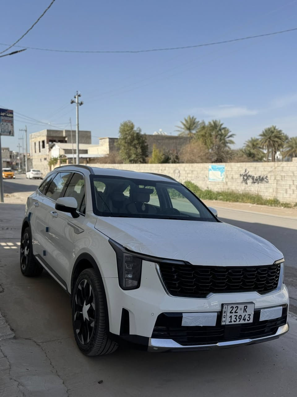 تحيه طيبه……..
للبيع كيا سورينتو موديل 2025 خليجي 
محرك 6 سلندر 
ماشيه 19 الف كيلو 
رقم اربيل وبأسمي(تحويل وكاله حاضر)
مواصفات(بصمه-صندوق كهرباء-گير ماوس-كشنات اماميه كهرباء-بردات خلفيه-مري شفط-كامره-حساسات-ويل كب حجم 20 ……….الخ)
السياره مكفوله كفاله عامه 
والسونار مرفق مع المنشور 
مكان السياره ديالى خانقين 
للاستفسار ***********
