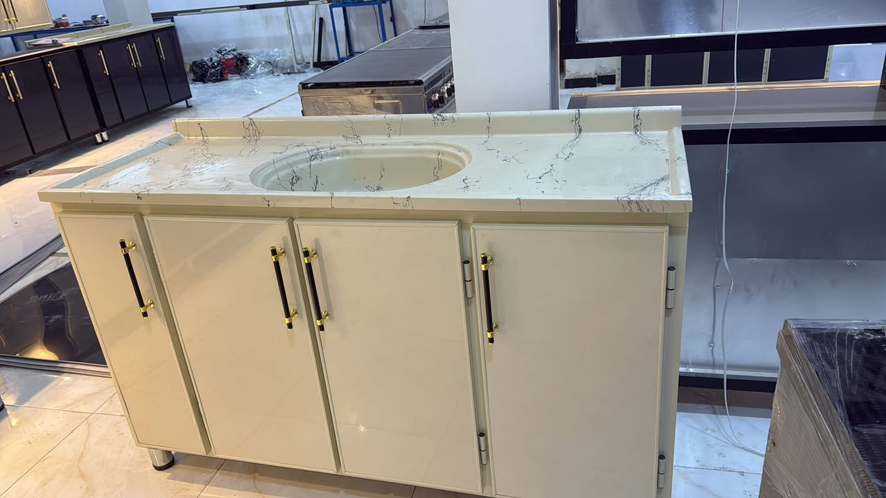 #كاونترات تفصال حسب الطلب جميع القياسات والتصاميم شغل درجه اوله العنوان مغربه شارع فرن تاج الدين ***********
