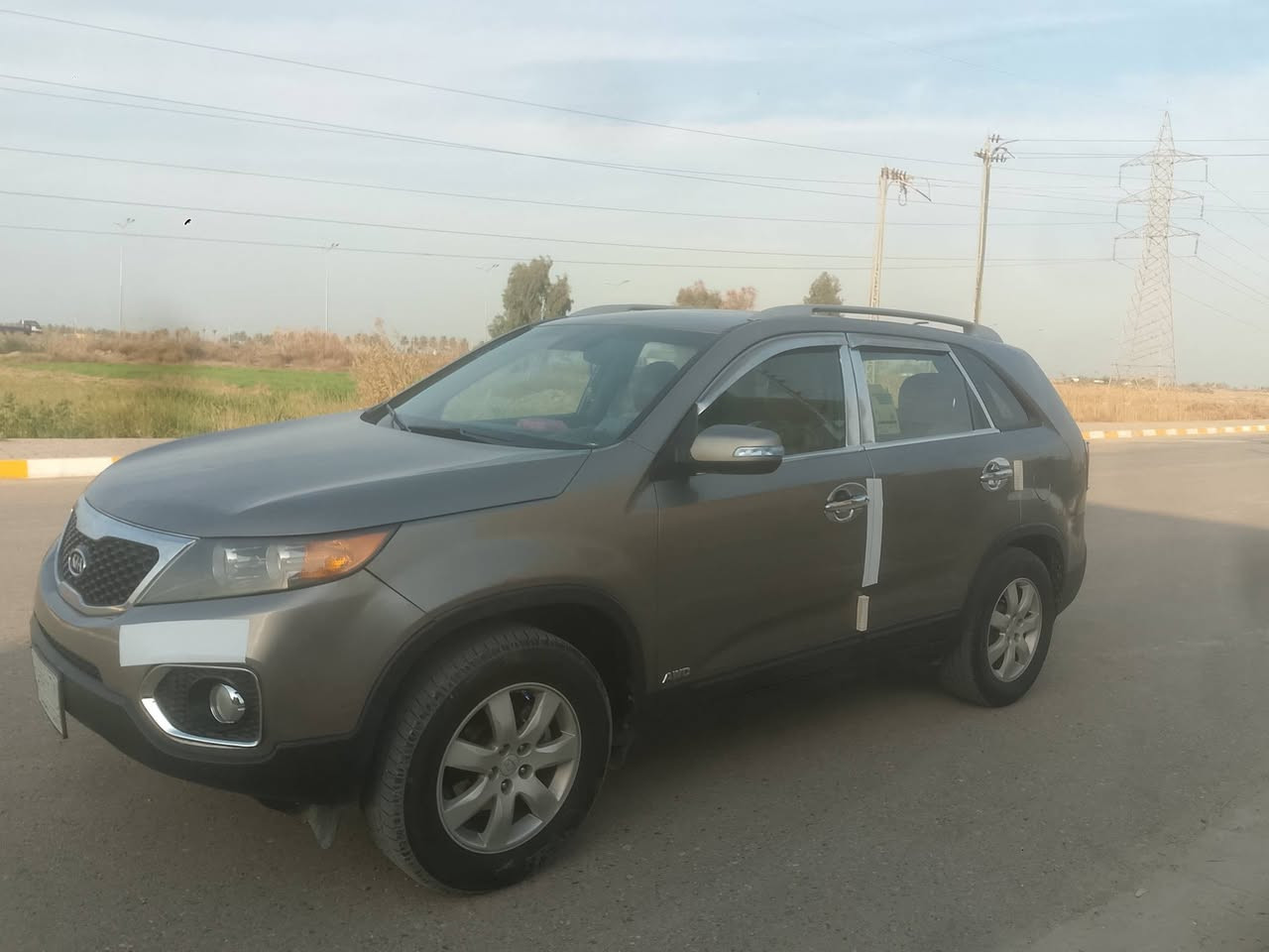 السلام عليكم اخوان كيا سورنتو موديل 11 واراد امريكي بدون لا حادث ولا ضرر مكينه دوش 2400دوش خوان االسياره خير من الله حداديه تخم تاير وحداديه خير من الله التبريد قطعتين العنوان لانبار السيارة مراوس باقل الاتصال. السعر(135). اتصال ***********
