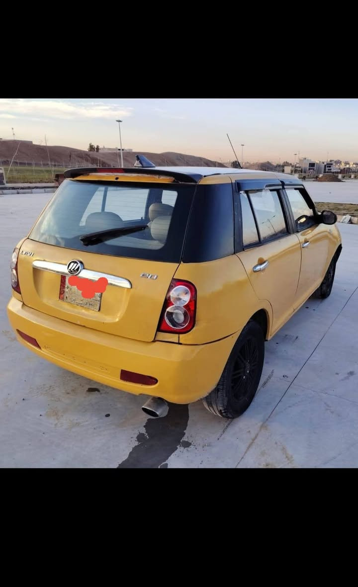 السلام عليكم
سيارة ليفان 320 
رقم نينوى 
سنوية عظم مشروع وطني
كوبون بانزين بيها
كير محرك شرط 
السعر 31 بيها مجال 
للاتصال ***********
