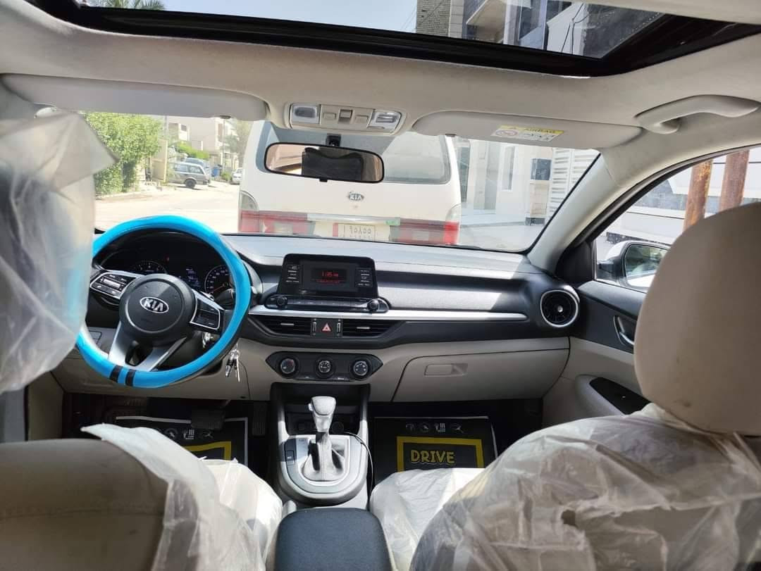كيا سيراتو موديل 21 خليجي سعر 155 فول موصفات عدا البصمه 
 كفاله من الحادث والصبخ فقط حالوب وطخه. بسيطه حي الجهاد 
***********

