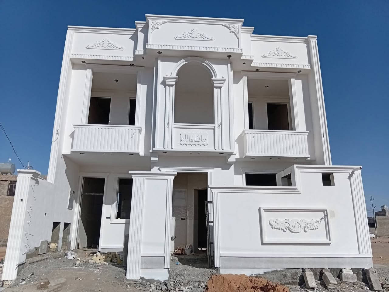 يوجد لدينا كادر متميز
لعمل الواجهيات والبخ والصبغ والنثر والطلس بكافه التصاميم

كادرنا من الانبار نعمل بنصام الكرسته والعمل او العمل فقط

باسعار مناسبه جدا وبعمل درجه اولى

للاستفسار خاص او الاتصال ***********
