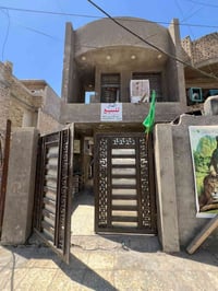 من رخصه الادمن بيت مساحه 100 بناء حديث متكون من طابقين الطابق الاول طر...