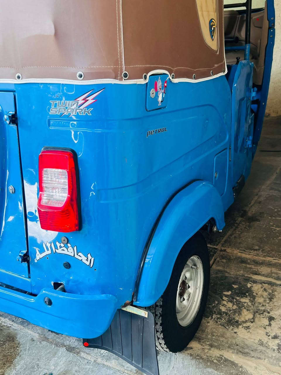 سلام عليكم تكتك البيع موديل 2021شهر4 وتحويل ثاني يوم العلوان بغداد للبلديات رقم الهاتف ***********
