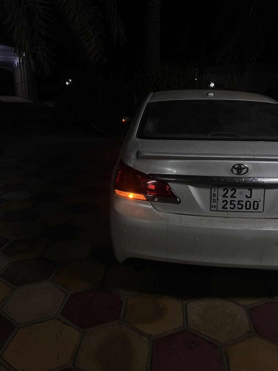 اڤلون 12 خليجي بسمي رقم أربيل مميز 
سياره كفاله عامه مكان السياره صلاح الدين بلد 
ماشيه 150 
السعر 240 وبيه مجال 
***********
