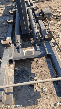 يوجد لدينا رافعات حاويات كافه القياسات موحوده   المكان بغداد  الاستفسا...