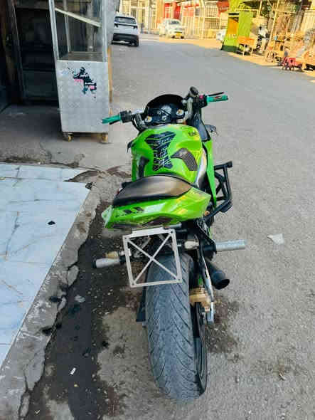 سلام عليكم
للبيع!!! 
كاوسكي 636 نينجا موديل 2004 دراجة كلهة بلادية الستيرن البلاد موجود مكينة وكير وكهربائيات كفالة شرط ع فصلة ادامة من نوزلات من ثلاجة من بلكات اصلية كلهة كاملة الف مذب عليهة دهن جديدة صار يومين من بدلتة 
السعر 24 وبيهة مجال 
مكاني ورة البوابة مال حسينية مال راشدية شراي اتصل 🗣📲📞***********
