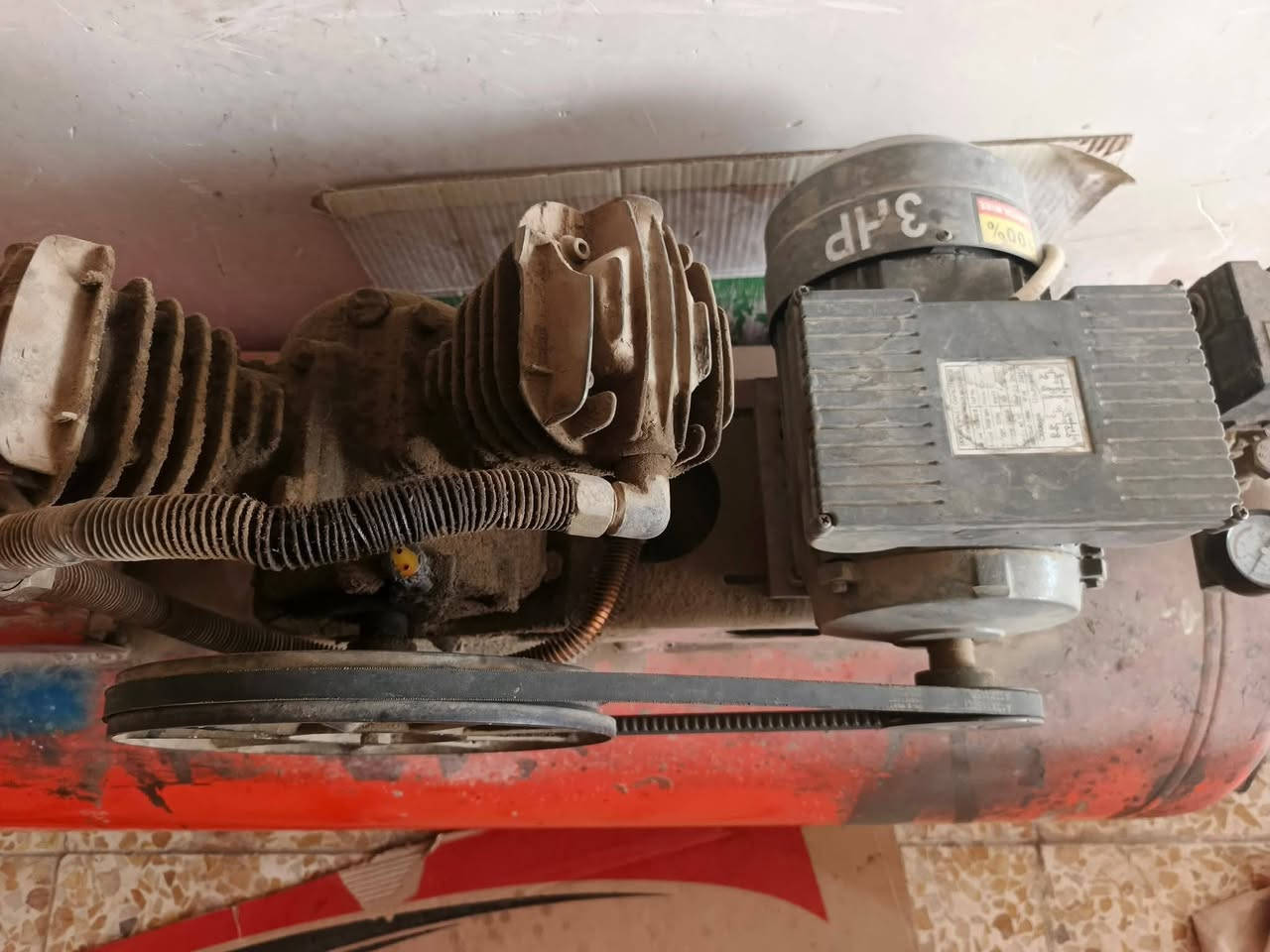 السلام عليكم ماطور هواء تاروسه سنكل
حجم البطل 220   السعر 375
تاروسه 2 بستم 
ماطور سنكل ملف نحاس 100٪ جديد
نضيفه ما مستخدمهه هواي كامله مع الصوندات  عدد 2
ومسدس هواء ودرين 
***********
