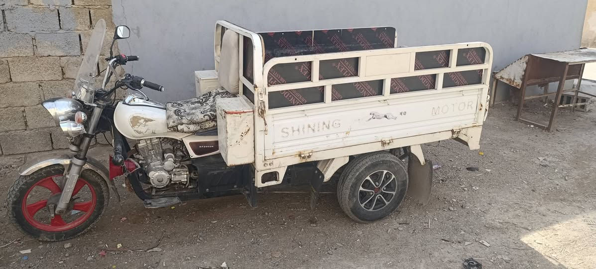 سلام عليكم ستوته للبيع مديل 22 اوراقها موجودات كلهن السعر 1600وبيها مجال حك الجيه
***********
