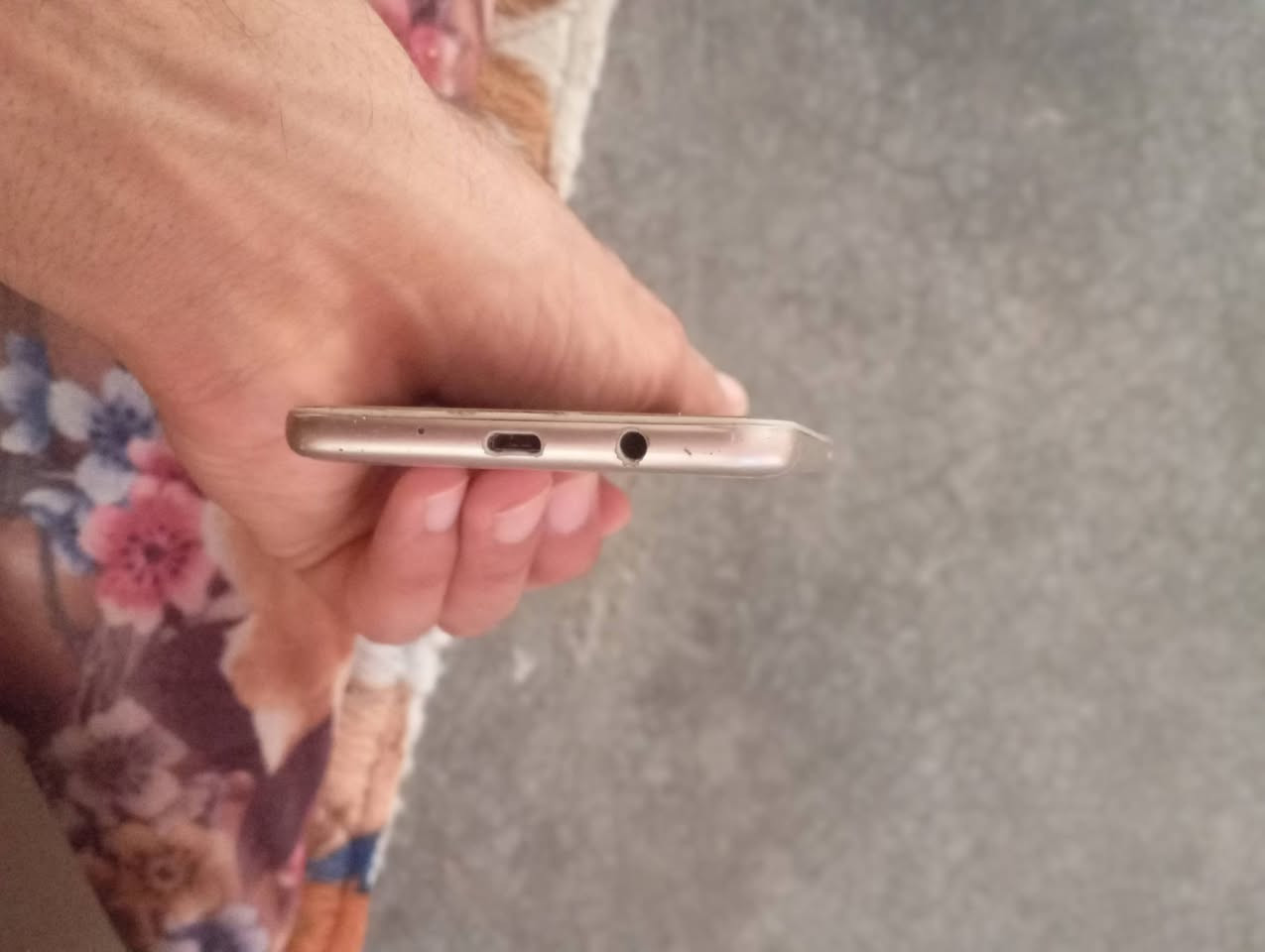 سلام عليكم
سامسونك j7  للبيع نضيف شاشته مكسوره يرادله شاشه يفيد مال جهال مال مخابره سعره 15 الف


**إذا كنت صاحب هذا الإعلان وتريد حذفه لأي سبب، رجاءا أرسل رسالة إلى الدعم الفني**