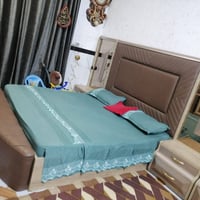غرفة • اخشاب • قابلة تفاوض