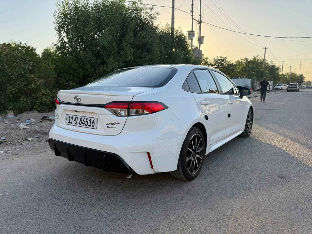 كورلا 2024 هايبرد تجميع الصين شكل S..
كفاله من الصبغ والتبديل والطخات حتى الدعاميات.. 
فول موصفات اعلى فئه..
محرك 1800...
كرسي كهرباء وجلد بلاد.. 
فتحه..بصمه..ويل كب.. لدات.. شاشه وكامره.. وحساس.. وتوقف ذاتي..
لدات.. السياره فول موصفات.. زيرو مستلمها ومشيته 25 دهن ابدل يم الحسام كلش محافظ عليه وجديده وكفاله باسمي..
للبيع الشراي  يتصل.. ..***********..
مكاني بغداد الكرخ قرب بدالة الاعلام وتامرون امر..
