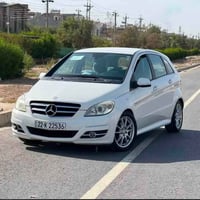 للبيع مرسيدس B160 موديل 2011 لون ابيض 4 سلندر  1.5 السياره كلين كفاله ...