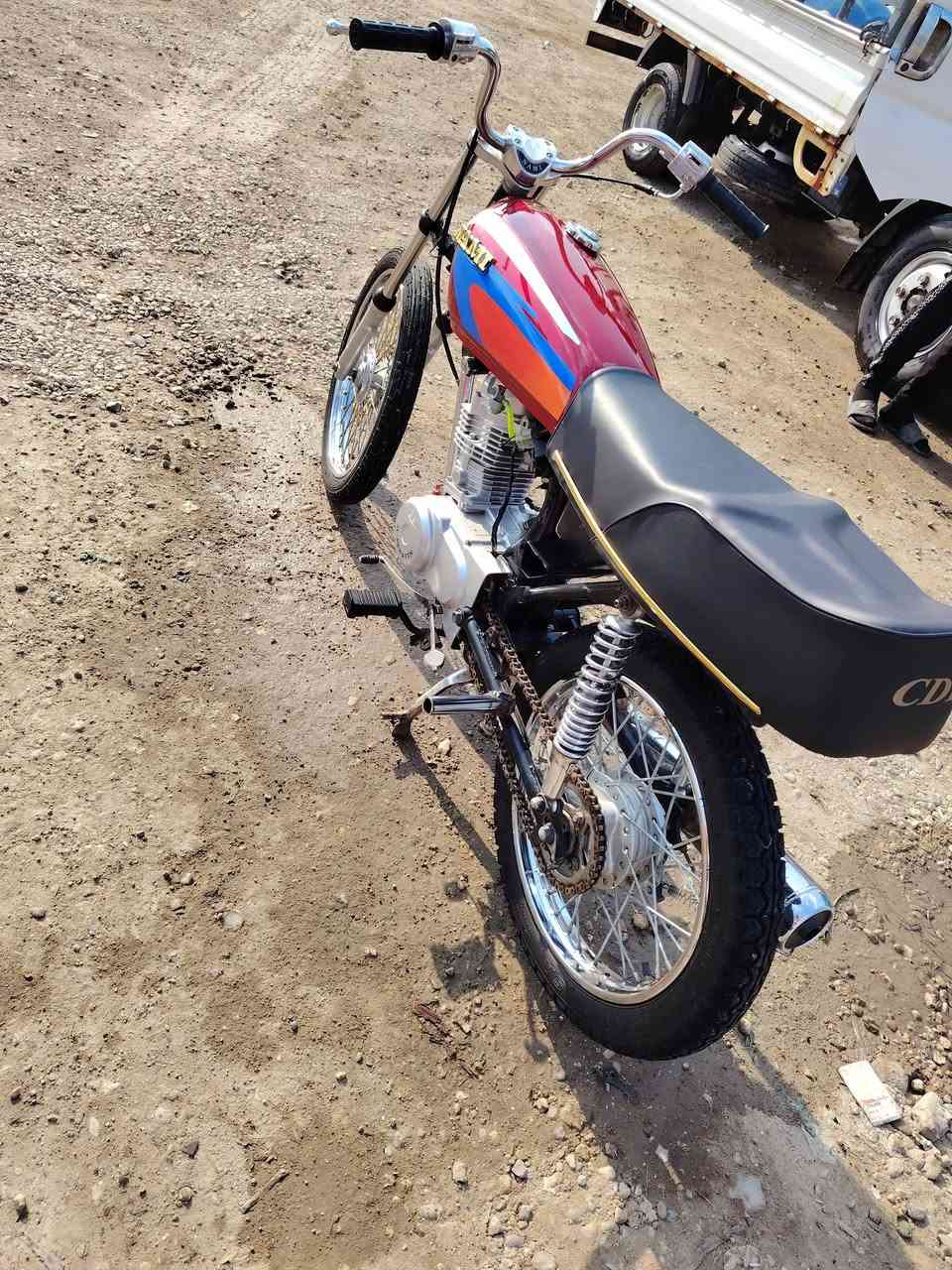 سلام عليكم
دراجه للبيع  دراجه  موديل19 أوراق ستنساخ
السعر 430 وبيها مجال


**إذا كنت صاحب هذا الإعلان وتريد حذفه لأي سبب، رجاءا أرسل رسالة إلى الدعم الفني**