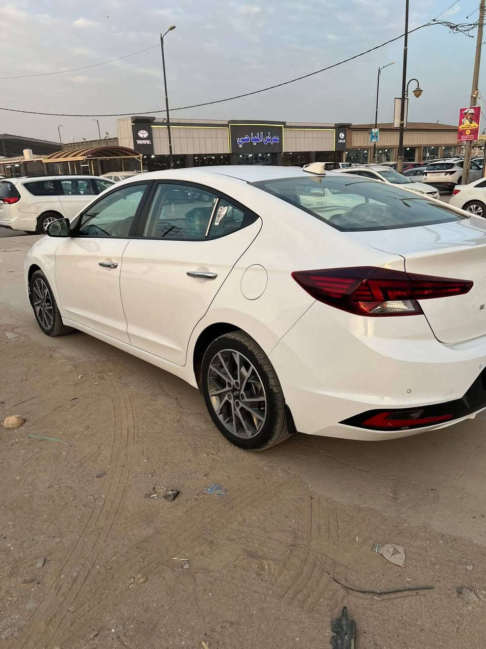 سلام عليكم النتره 2020
خليجي فول موصفات بصمه وفتحه وحساس امامي وخلفي 

وكالة الكاصد وكير اي تي وكير ومكينه كفاله وكفاله من الصبغ والتبديل والفتح فقط بيه بارد قليل 

رقم بغداد  مكانه كوت 

***********
