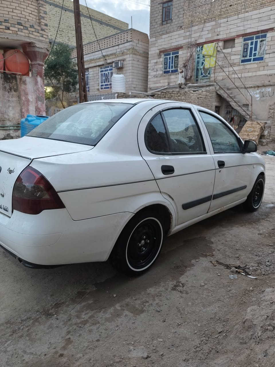 السلام عليكم طيبه موديل 15سياره جاهزه وحلوه بيه طخه بجاملغ المامي ومرجع عل بارد ودوس معمرات وصبغ تخم تاير جديد صار 5ايام من شاده هوه ولويل مكاني شطره راعيه يمي بشطره سعر 32وبيه مجال ***********
