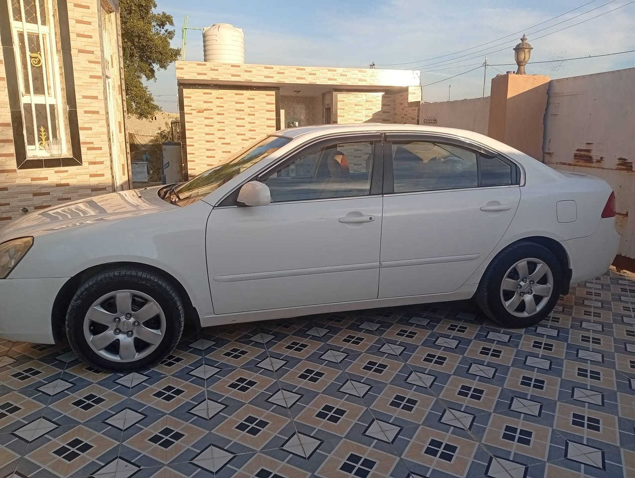 سلام عليكم كيه اوبتما للبيع 2008 محرك 2400 سياره جاهزه من كلشي كير محرك تخم تاير جديد تبريد ثلج رقم شمالي مالكه جيراني وارد امريكي بيه قطعتين بنيد وجاملغ والباقي كفاله السعر 110 وبيه مجال مكان سياره بابل شوملي اي استفسار عرقم ***********
