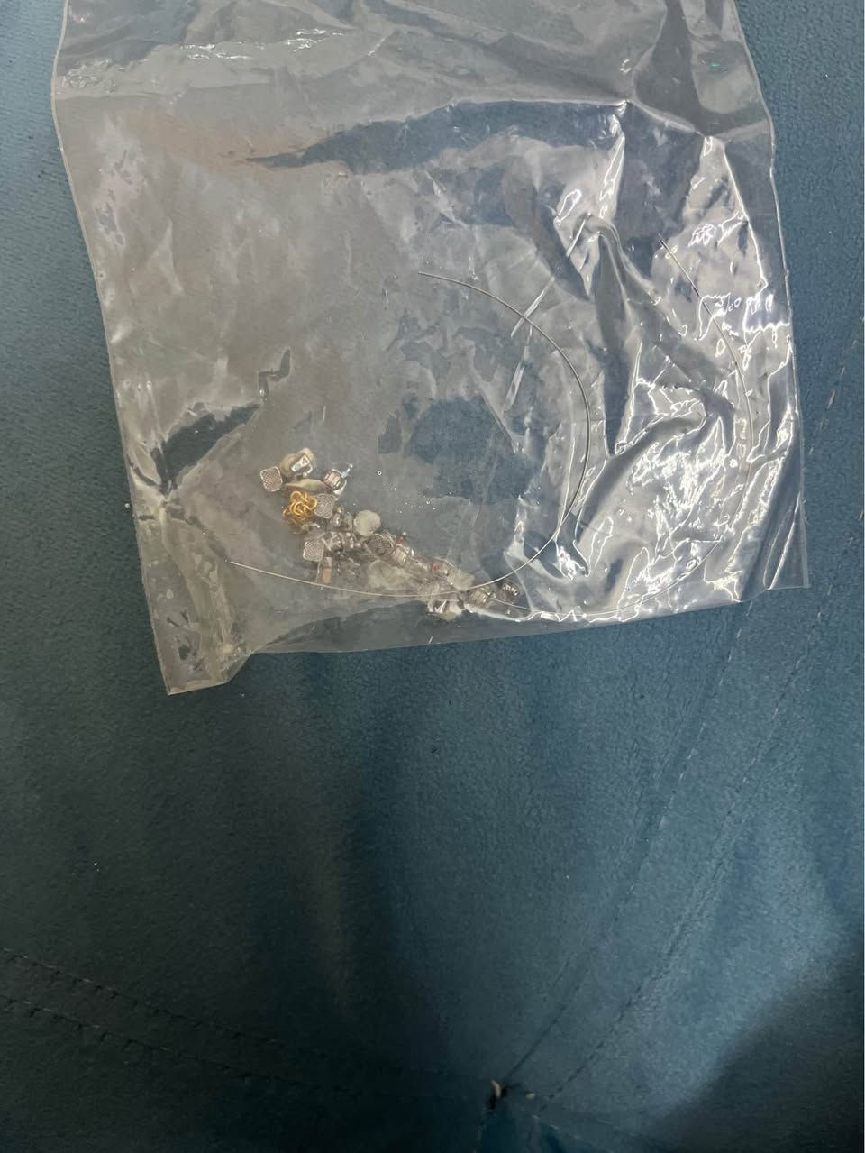 ‎تقويم من الدرجه الممتازه مستخدم يومين على الأسنان وشلته للبيع العنوان بغداد الرقم ***********‎ Colombo, Sri Lanka
