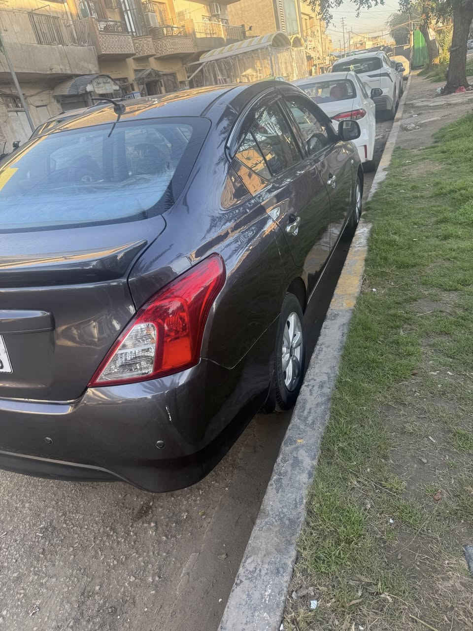 مكلف مكلف بالنشر !!!
السلام عليكم للبيع 
نيسان سني 
موديل 2020 
ماشيه 91km
سياره نظيفه بيها فقط جملغين الاماميه صبغ بدون دواخل ودعاميات ٢ هم صبغ فقط 
سياره بلاديه ونظيفه 
المكان الكرخ 
السعر 100 ورقه وبيها مجال 
الاتصال هـ☎️***********
