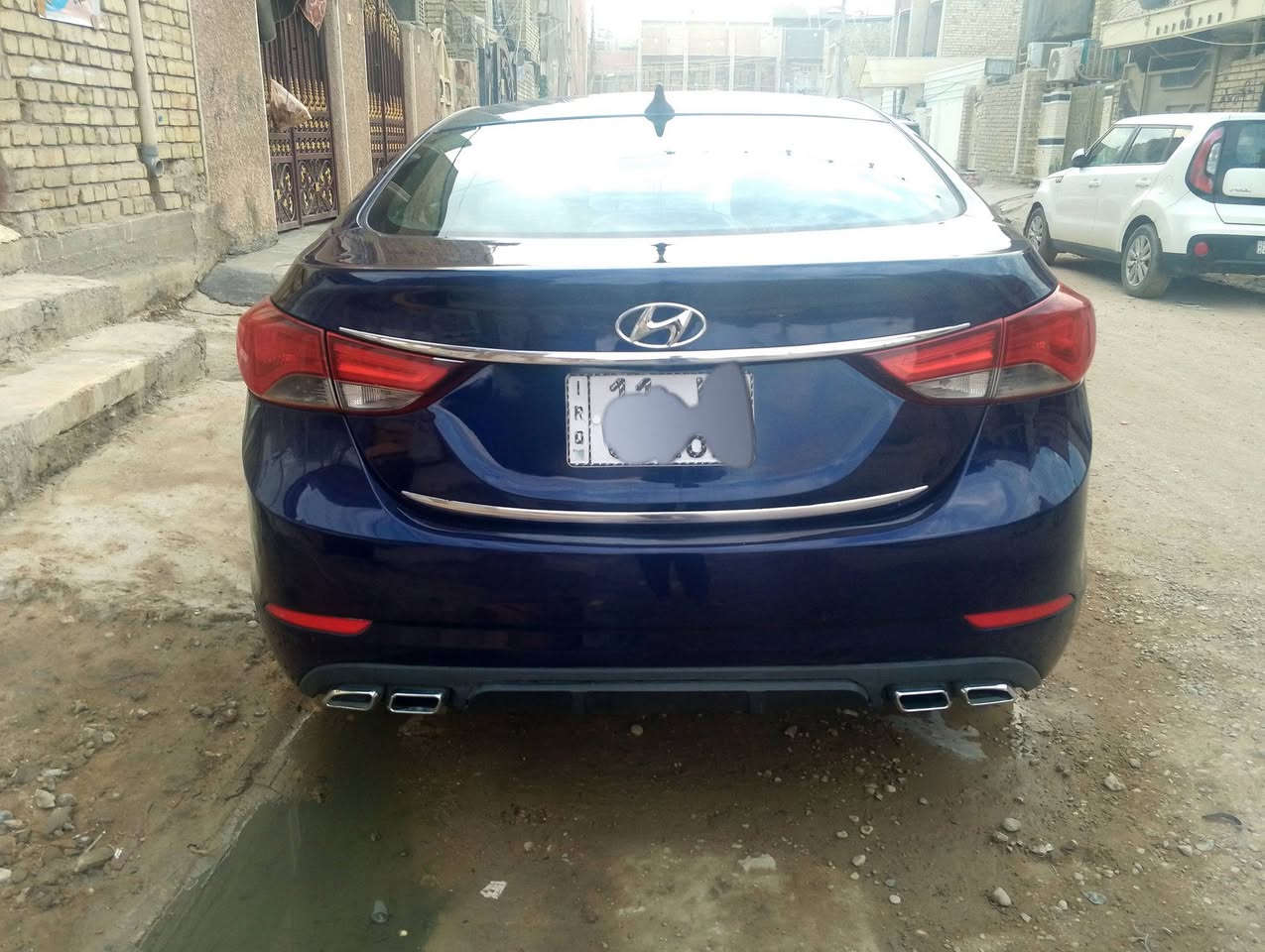 سلام عليكم النترا موديل 2014 للبيع وارد امريكي حادثها بس بنيد بامريكا وبالعراق تبدل بيها باب السايق والجاملغ وانصبغت حزام  بدون ايرباك وبدون دواخل  محرك گايم سنوية جديد ل 2030 رقم بغداد الجديد  رايدها ب 90 ورقة رجاء بدون كسران و لحد يكلي شبيها كتبت كل التفاصيل ***********
