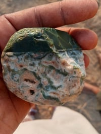 حجر عقيق • خام • للبيع