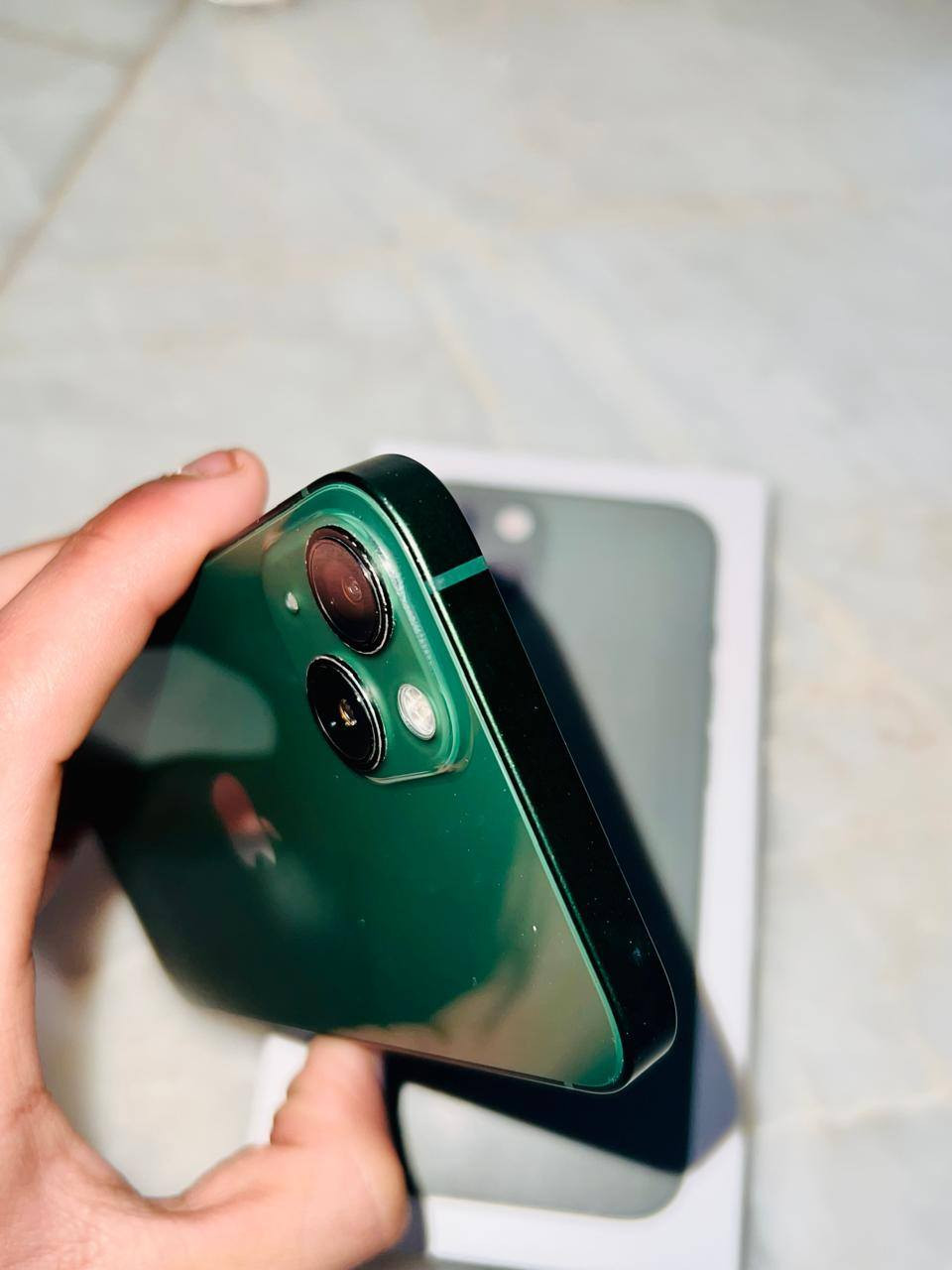 السلام عليكم ايفون ١٣ عادي جهاز نضيف كلش مستعجل عل بيع بطاريه ٩٠ عارضه ٤٧٥ بي مجال المكان الحسينيه المعامل رقم بس وتساب ***********
