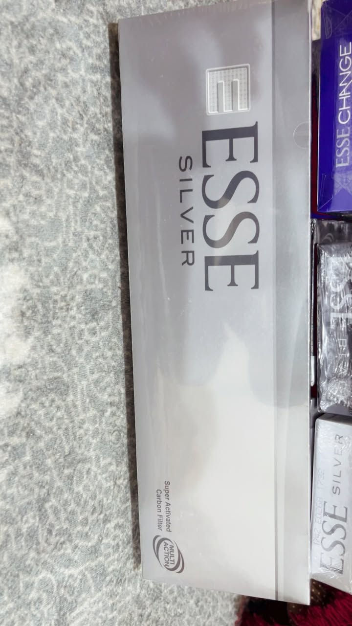 عدي ثلث كراتين أبيع سعر التكه إذا كارتون عله اهدعش بس إذا مفرد بثنعش وجيبهن الك للمحل   وانه خادم ***********
