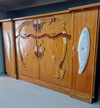غرفه نوم • صاج • ٦ أبواب