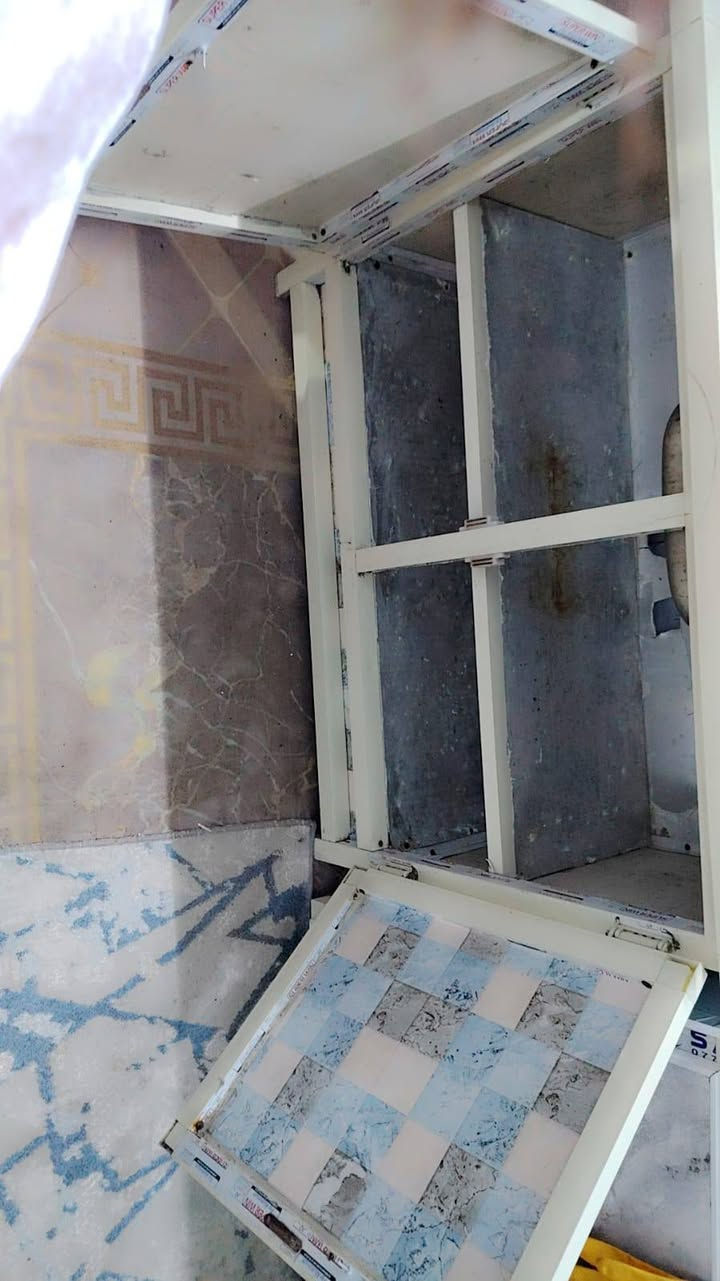 ميز 80وسنك 80مكان بلحسينيه


**إذا كنت صاحب هذا الإعلان وتريد حذفه لأي سبب، رجاءا أرسل رسالة إلى الدعم الفني**