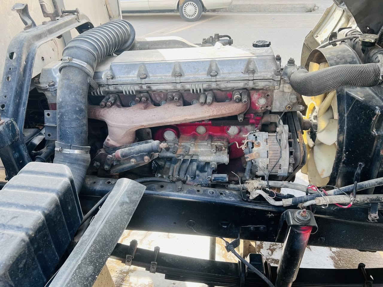 سلام عليكم شباب بسبب الوعود الكاذبه طيرا للبيع. رقم بغداد لوحات انكليزي بسمي مشروع وطني اربع اصفاح ينفتحن 80 ارتفاع تخم تاير تخم ويل اكروم اسبيرات 2تعليك  صناديك استيل 2.  تانكي فافون 300 لتر  مكينه 80 عادي  كير اكسن سوبر السياره مكفوله شاصي مكينه كير اكسن قماره  مكان السياره ناصريه قلعه سكر *********** السياره جاهزه لشغل بوجهك طول السياره (7) اله مو 6 وربع 👉ابلاد السياره ما ملعوب بيه 🙏🏻
