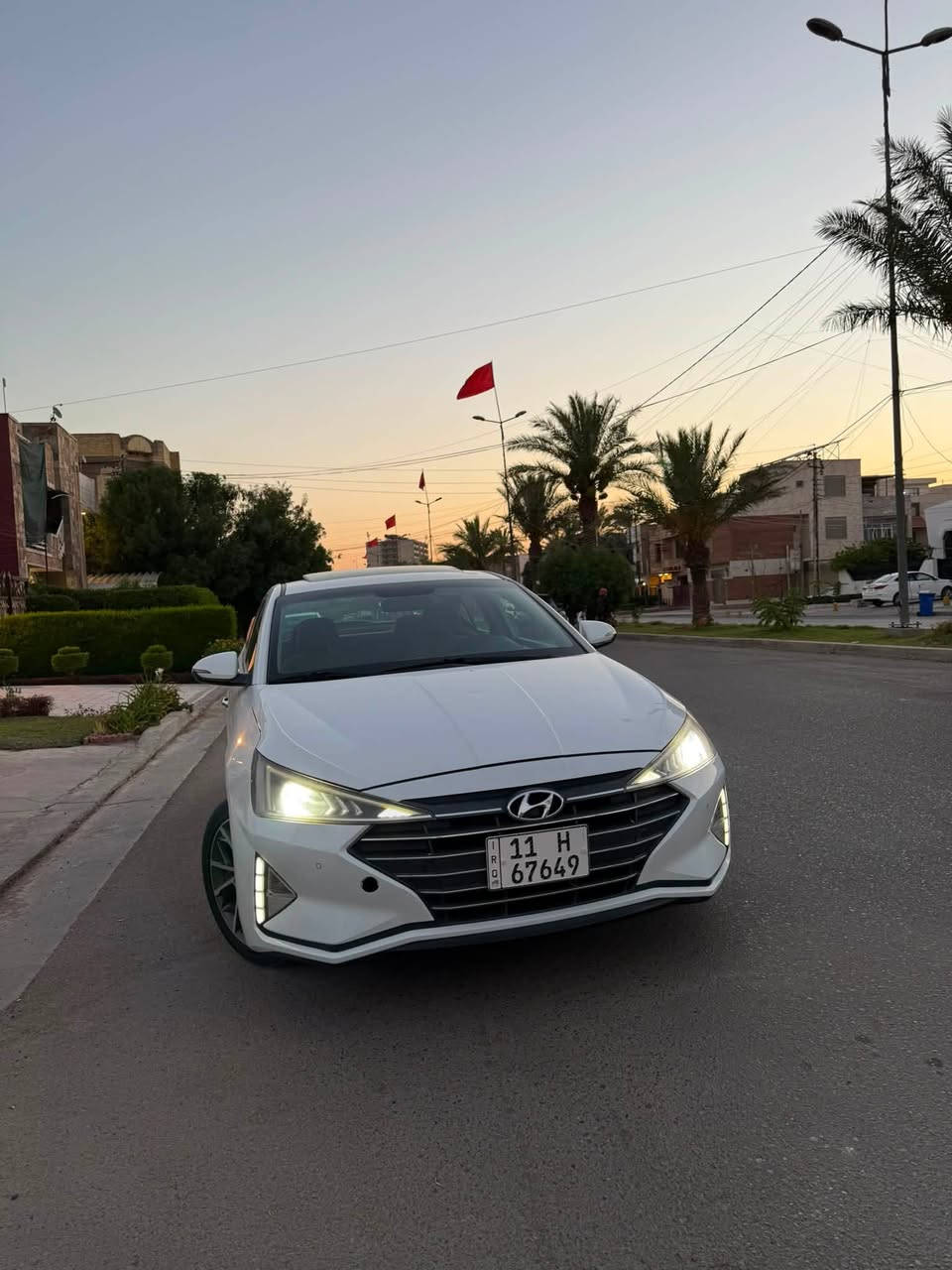 السلام عليكم
للبيع النترا ٢٠٢٠ 
السيارة فول ١/١ 
بصمة 
فتحة
فول السيارة
وارد خليجي مكفولة عدا دعامية امامية بيها ملاحظات بسيطة 
مكينة2000 
ماشية 163
للاستفسار ***********
