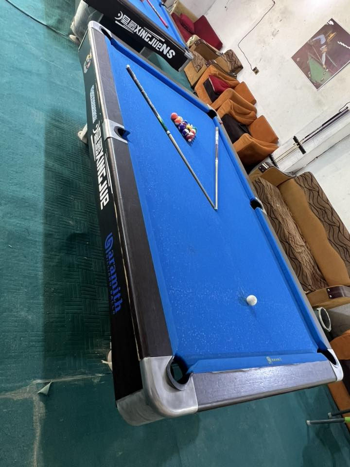 سلام عليكم  ميوزه العداد 2  للبيع نضافه 90 بلميه مال مستعجل السعر ع هذا رقم بيه وتساب او تصال ***********
