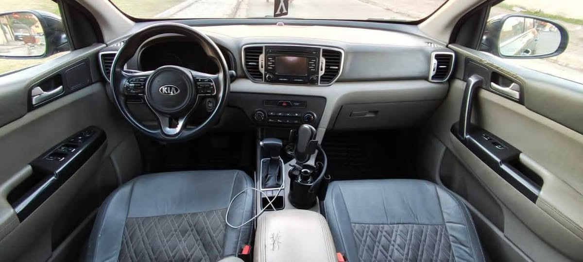 السلام عليكم سبورتج موديل 2017 حادثهه سرقه وبلعراق قبق الجنطه بدون لغود وبدون دواخل مكفولات محرك 2400 رقم بغداد بأسمي شرط تحويل ثاني يوم مكاني بغداد السعر 135 وبيهه مجال للاستفسار اكثر ***********
